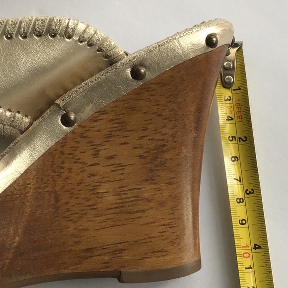 Jack Rogers Gold Platinum Wedge size 6.5 Marbella - Picture 12 of 16